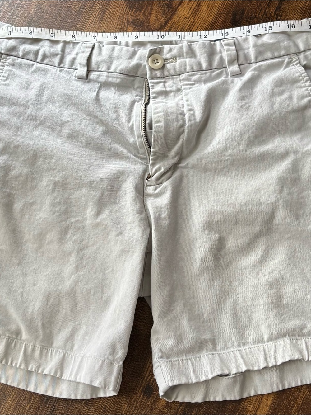 Vineyard Vines Men 32 Breaker Shorts Stone Khaki Chino Preppy Flat Front
